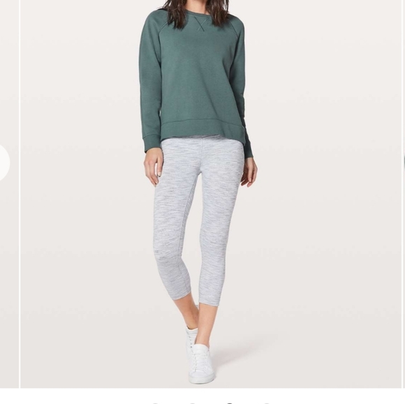 Lululemon Just Pleat It Crew - Picture 3 of 11